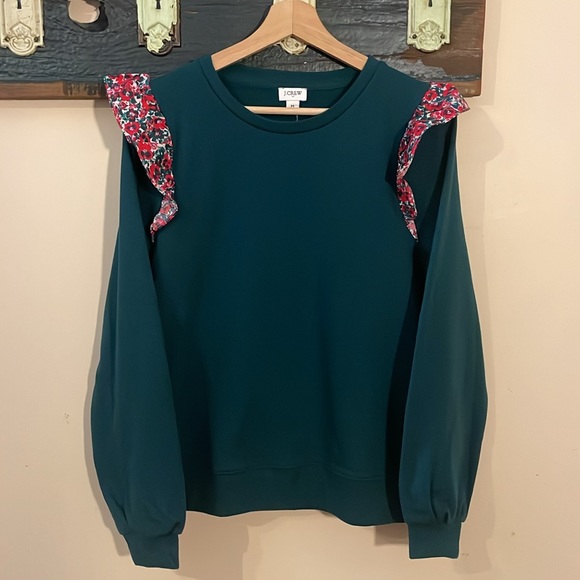 J. Crew Green Sweatshirt with Ruffle Sleeve Size Medium - Picture 11 of 16